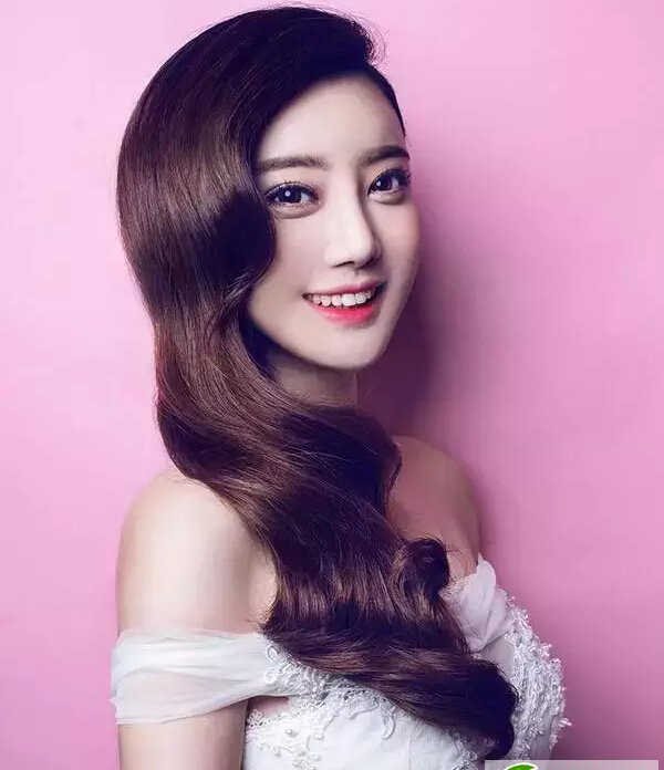 韩式新娘发型图片　最新气质新娘发型