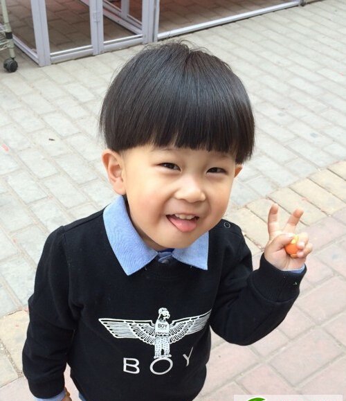 幼儿园男孩发型图片