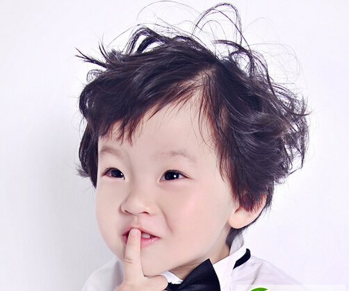幼儿园男孩发型图片