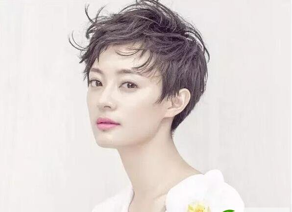 韩式女生短烫发图片 显瘦短发烫发设计