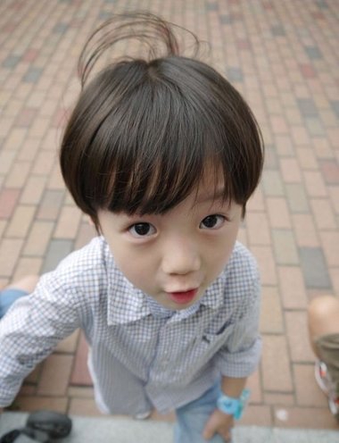 韩国帅气小男孩发型