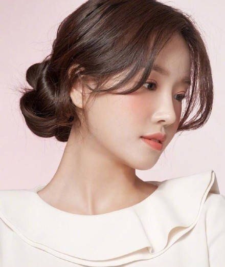 韩系清新女生气质发型图片参考