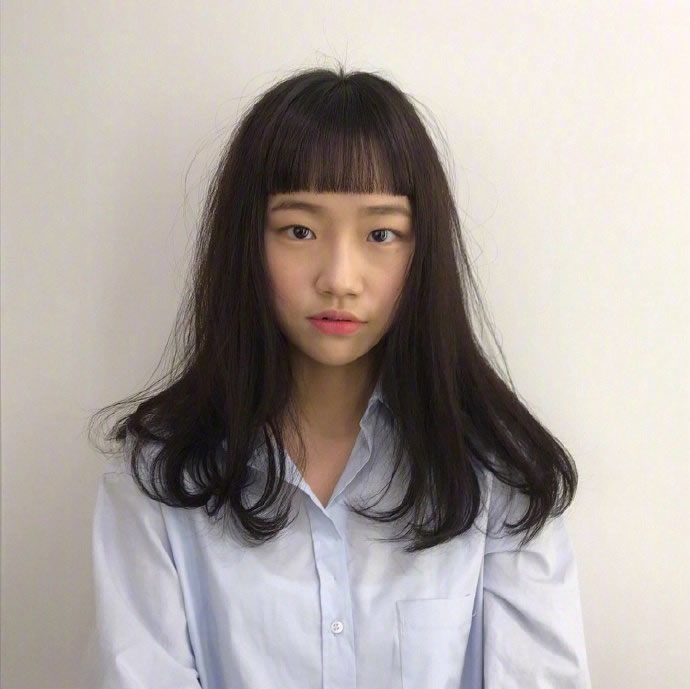 不同个性韩系女生微卷长发发型参考
