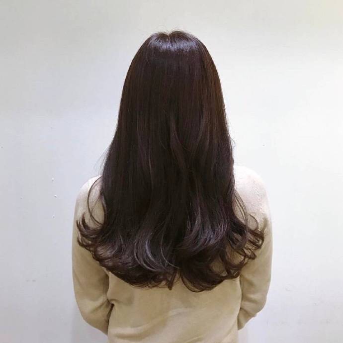 一组长卷发女生温柔系发型参考