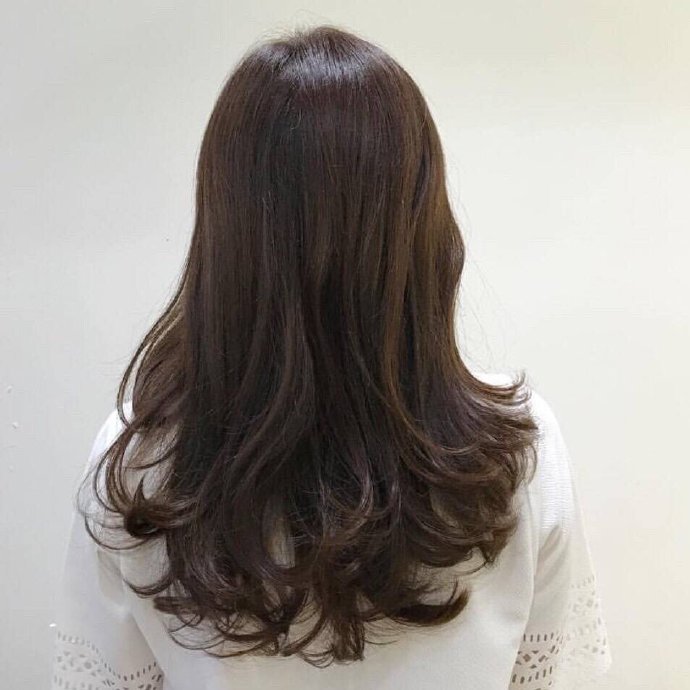 一组长卷发女生温柔系发型参考