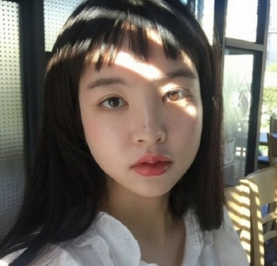 今年特别流行的锯齿可爱短刘海