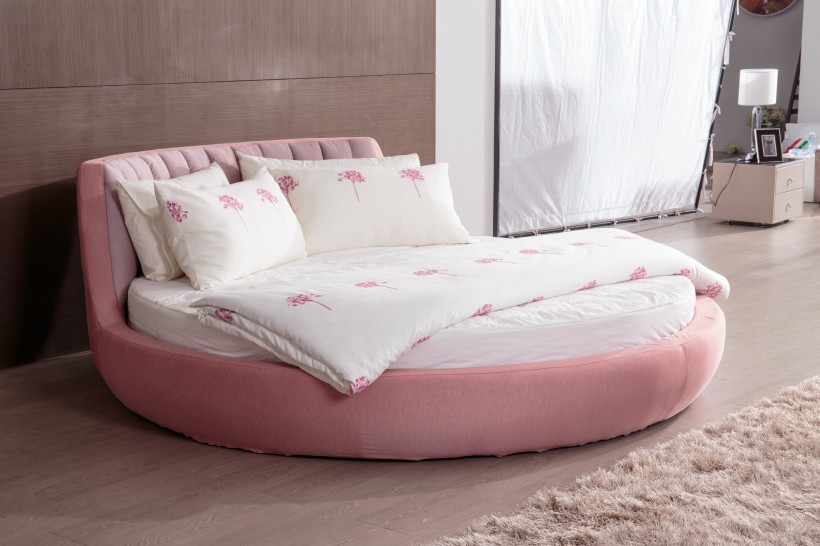 柔软舒适的大床图片(9张)