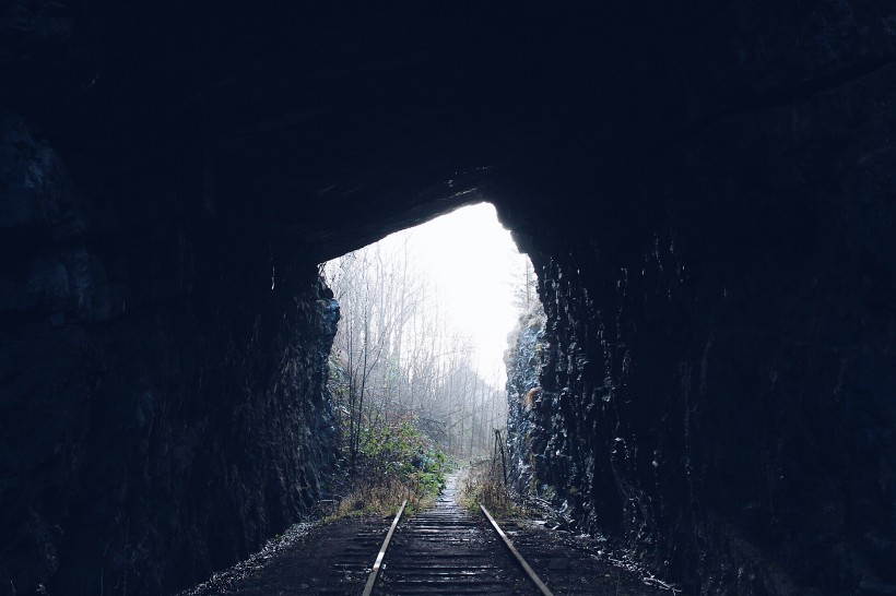 火车隧道图片(14张)