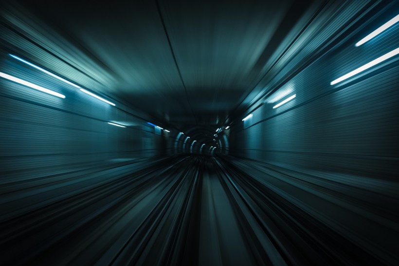 延伸的汽车隧道图片(11张)