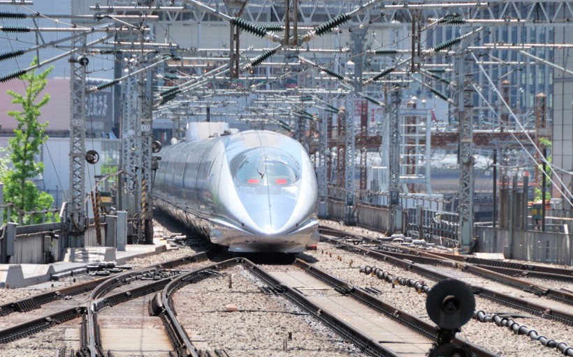日本高速铁路图片(19张)
