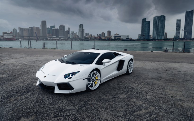 兰博基尼Aventador 4K图片(10张)