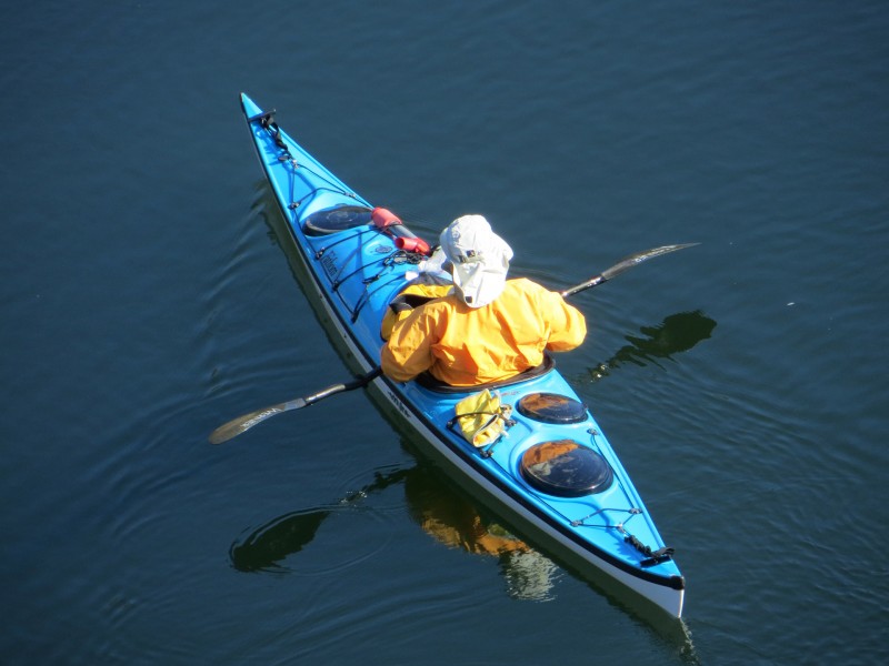 各种颜色的皮艇kayak图片(42张)