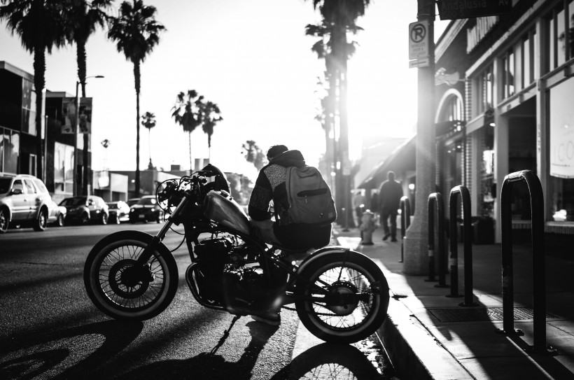 炫酷的摩托车图片(9张)
