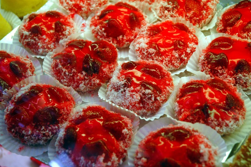 美味的草莓蛋糕图片(8张)