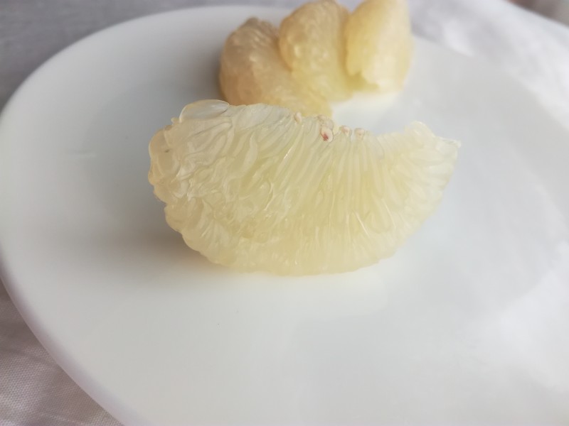 晶莹剔透的西柚图片(13张)