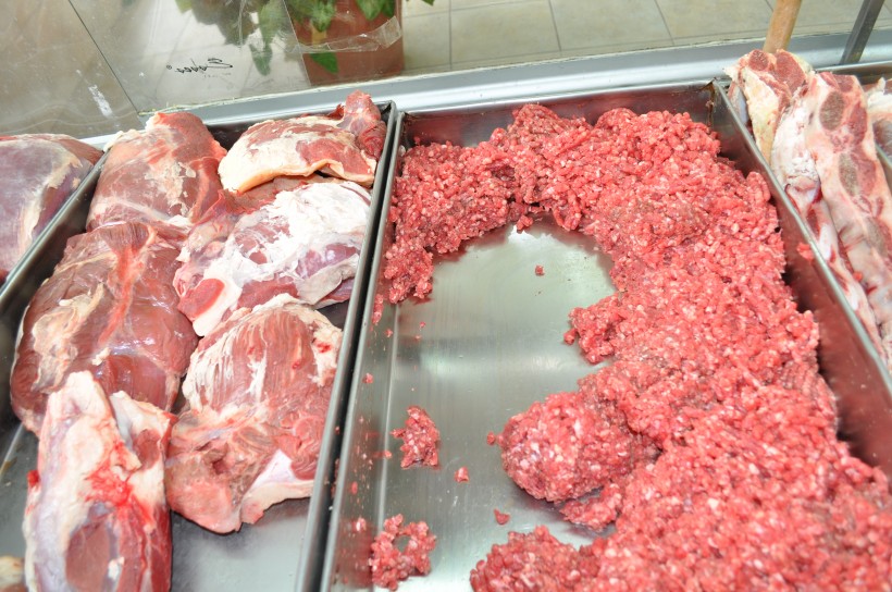 新鲜剁碎的猪肉馅图片(12张)