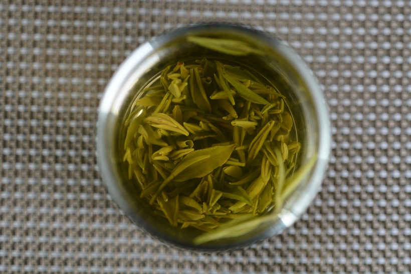 深绿色竹叶青茶叶图片(10张)