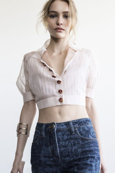Lily Rose Depp莉莉 罗丝 德普写真图片