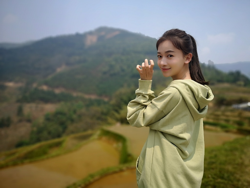 吴谨言清新脱俗写真图片