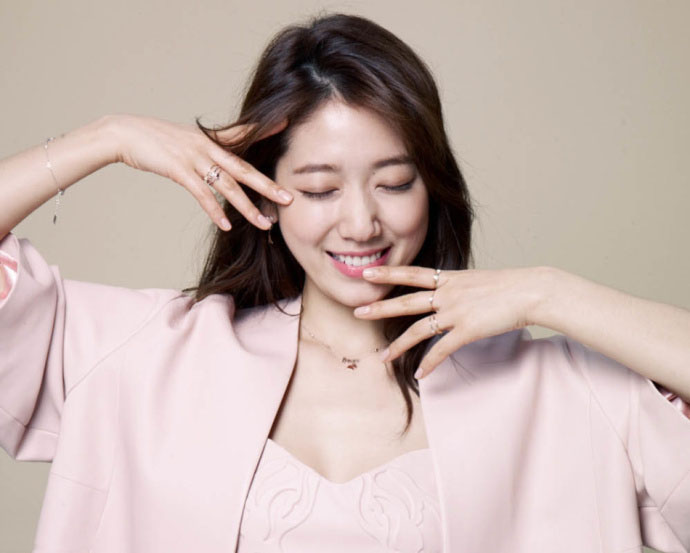 朴信惠图片  朴信惠情人节唯美画报图片