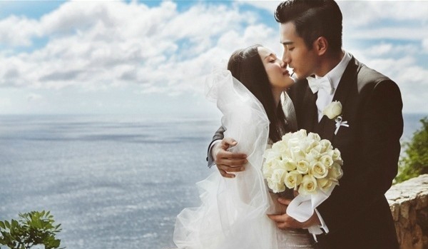 杨幂刘恺威未曝光私密婚纱照外流