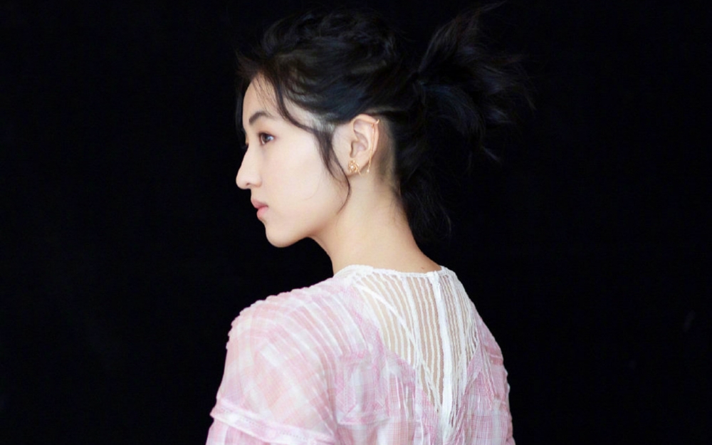 张子枫粉嫩甜美高清写真图片欣赏