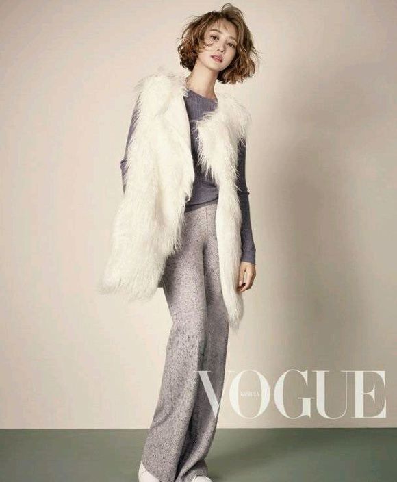 短发女王高俊熙时尚杂志图片