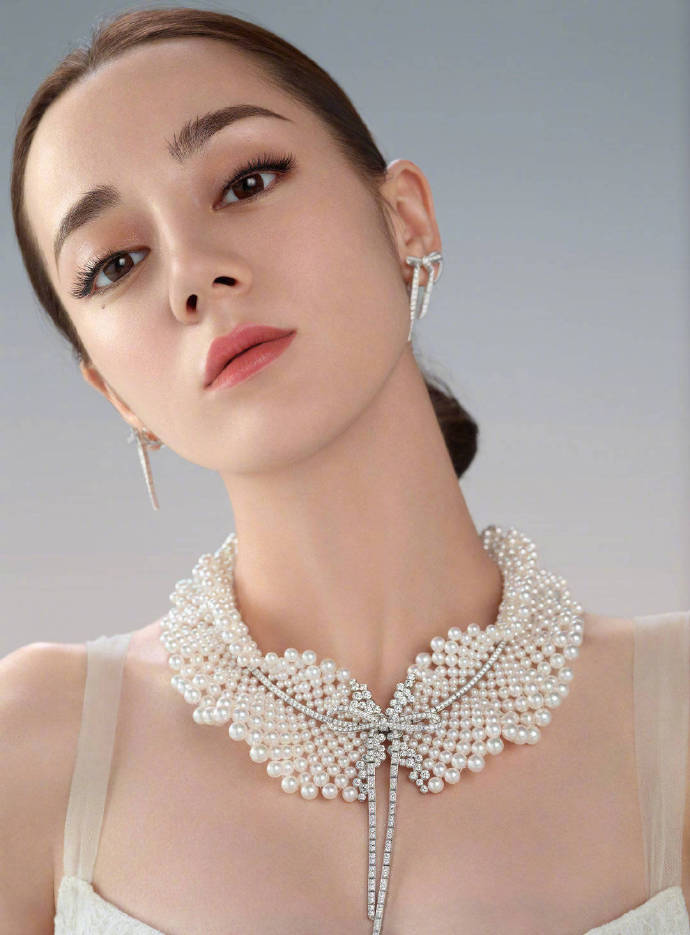 迪丽热巴 for MIKIMOTO. 珠宝美人~ 珠光宝气，贵不可言