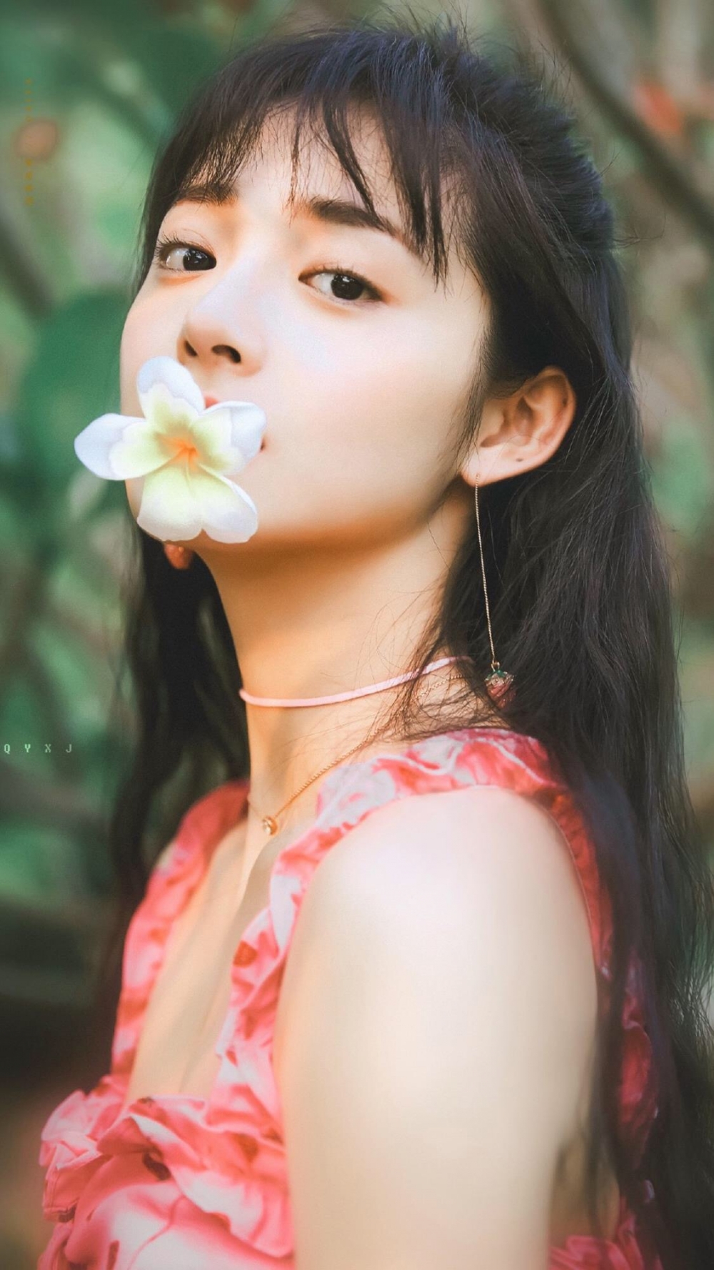 一组周洁琼甜美可爱写真高清图片
