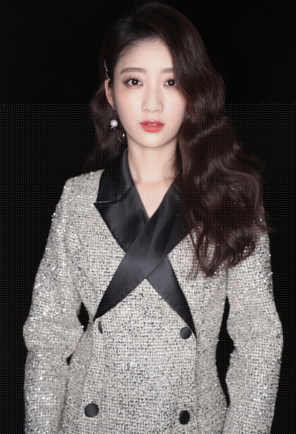 戚砚笛性感甜美写真图片