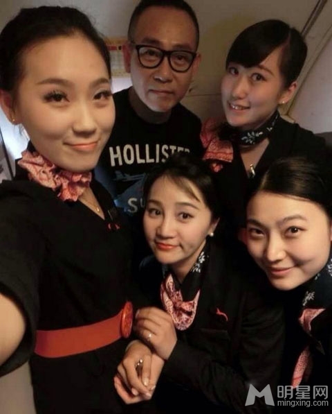 2014空姐与明星云上合照 素颜曝光