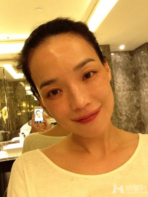 当红女星微博私照大搜刮 女神真实素颜大揭秘