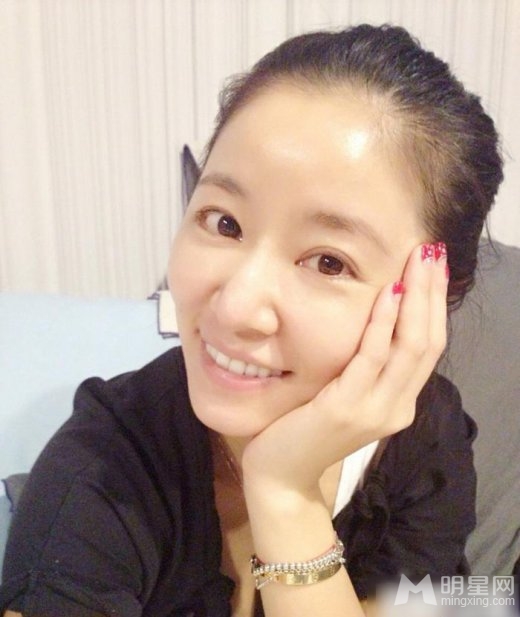 当红女星微博私照大搜刮 女神真实素颜大揭秘