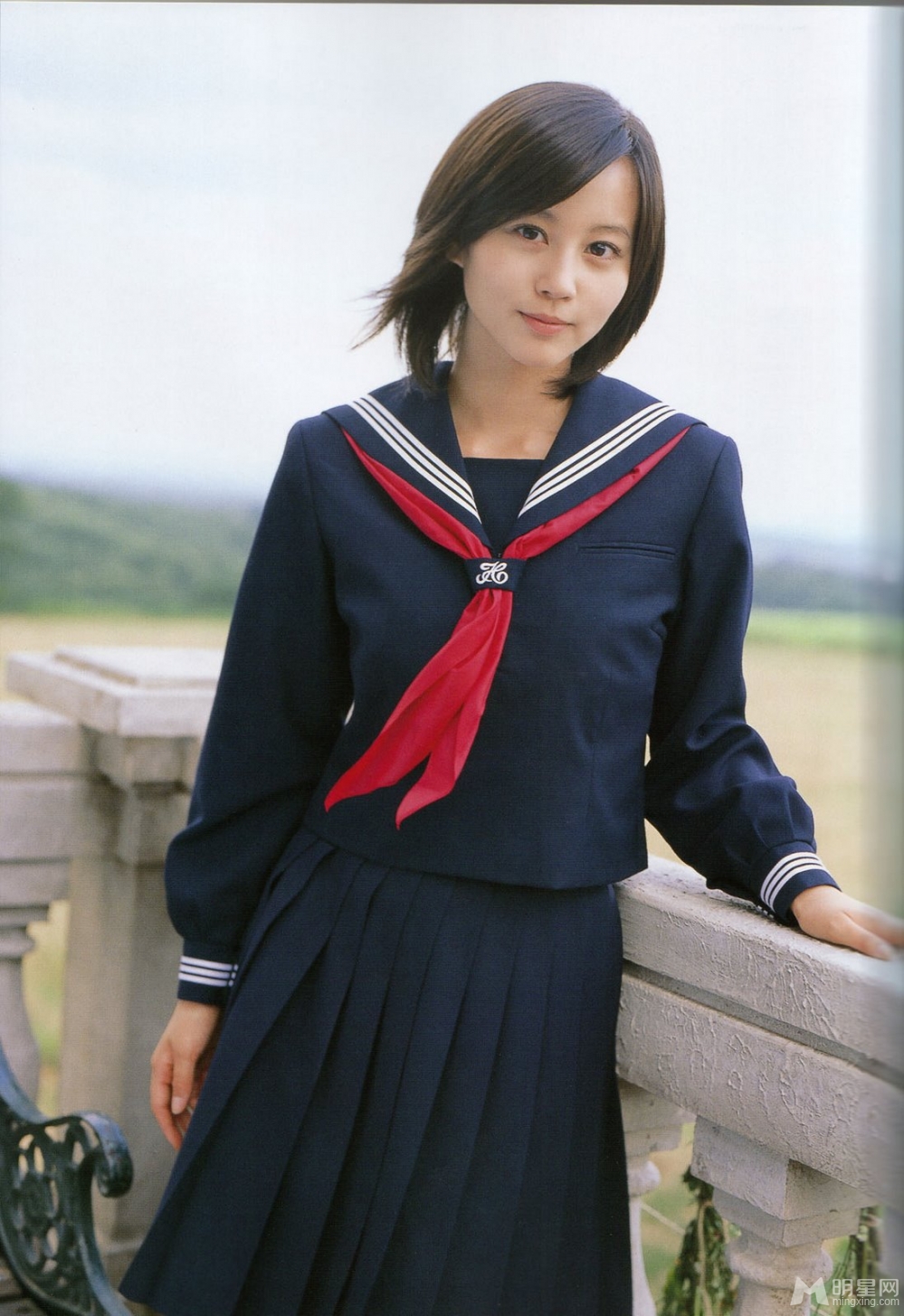 堀北真希校服写真清纯动人