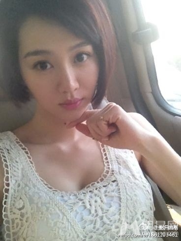 姜妍生活自拍照