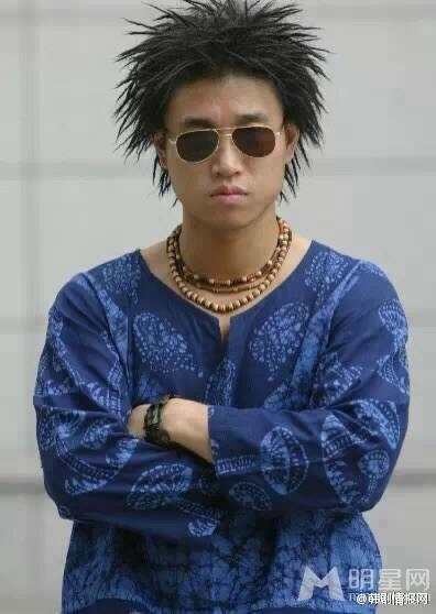 《running man》成员青涩照曝光 刘在石卖萌依旧