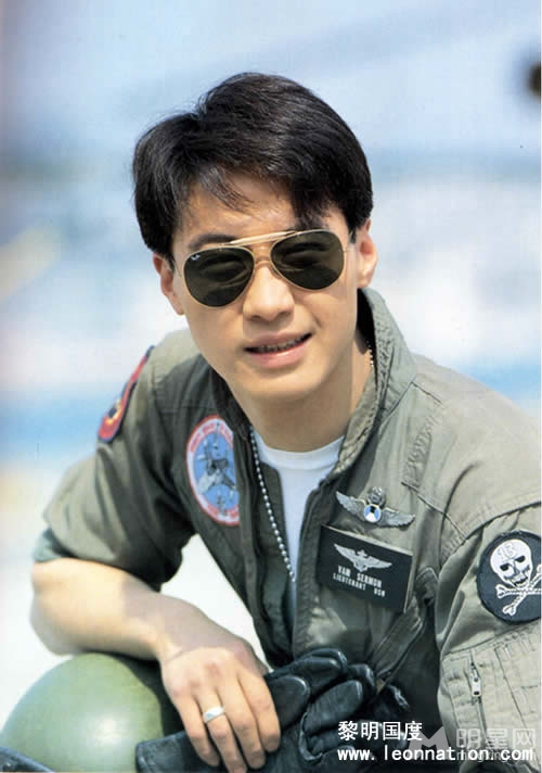 黎明早期军装写真