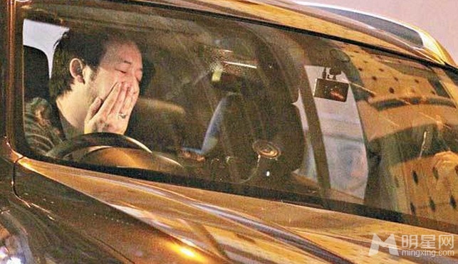 黎明爱徒卫兰与猛男车震 暧昧缠绵激情四射