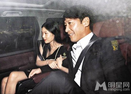 黎明乐基儿分道扬镳 甜蜜幸福瞬间大回顾