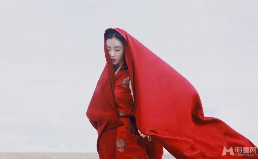张辛苑西藏写真 天湖边的少女唯美纯净