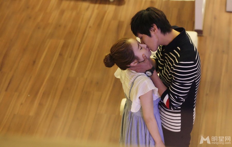 金秀贤全智贤 韩剧那些让人心动的情侣档