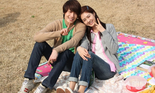 金秀贤全智贤 韩剧那些让人心动的情侣档