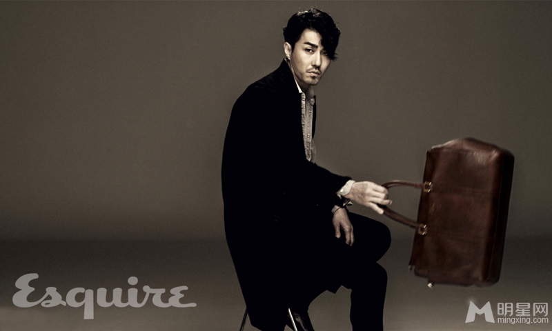 车胜元时尚杂志画报 散发职业男性魅力