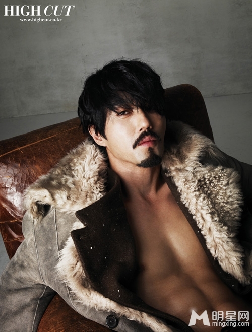 车胜元时尚杂志画报 散发职业男性魅力