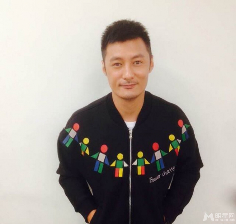 众星晒公益照 舒淇谢娜甜美出镜