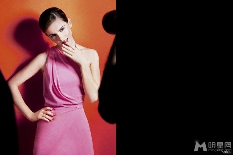 艾玛·沃特森化妆品广告拍摄花絮
