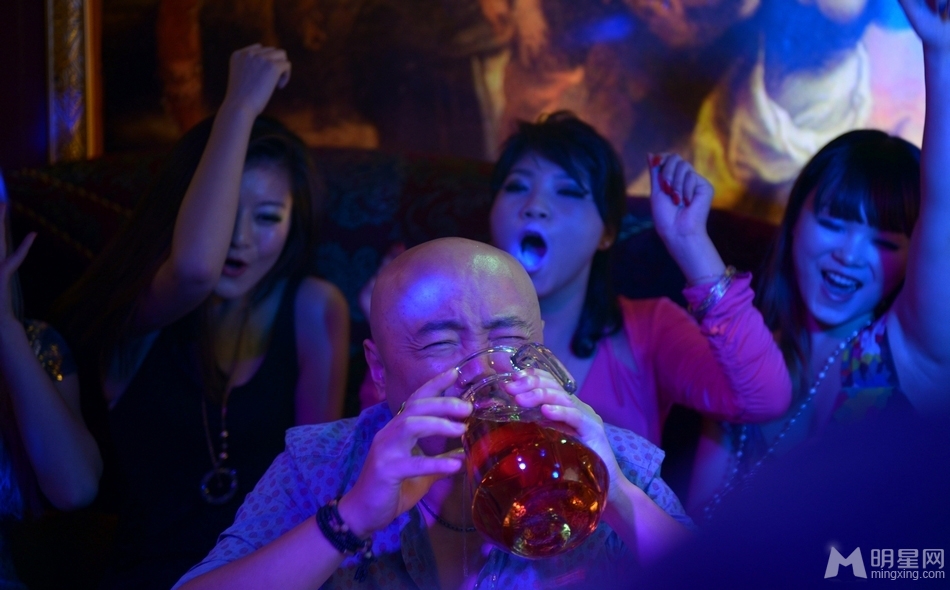 黄渤徐峥主演的玩命邂逅剧照曝光
