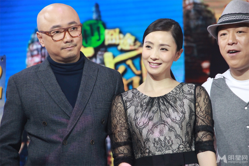 小陶虹徐峥夫妻档亮相泰囧宣传