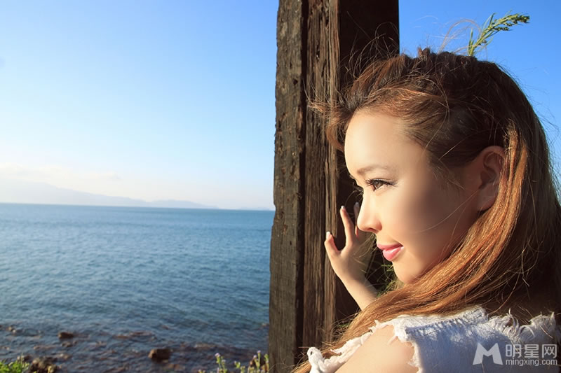 裴紫绮北海道海岸拍写真 90后氧气女生变超萌萝莉