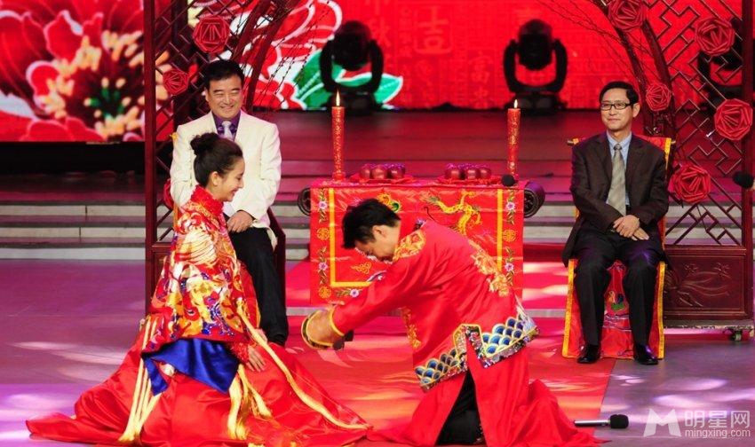 佟丽娅陈思诚快本办中式婚礼 丫丫当场泪奔